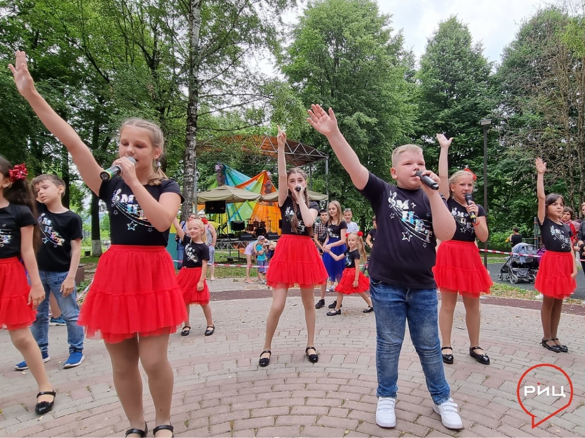 Вчера в райцентре отметили День молодёжи