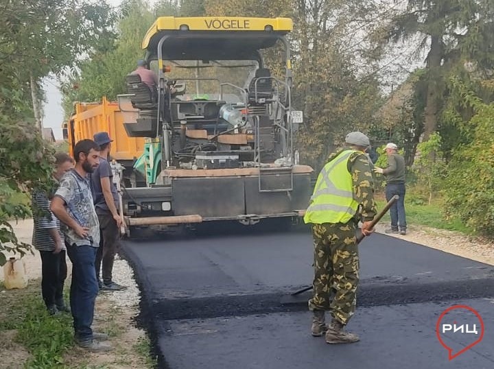 В поселениях Совхоза «Боровский» полным ходом идёт ремонт дорог