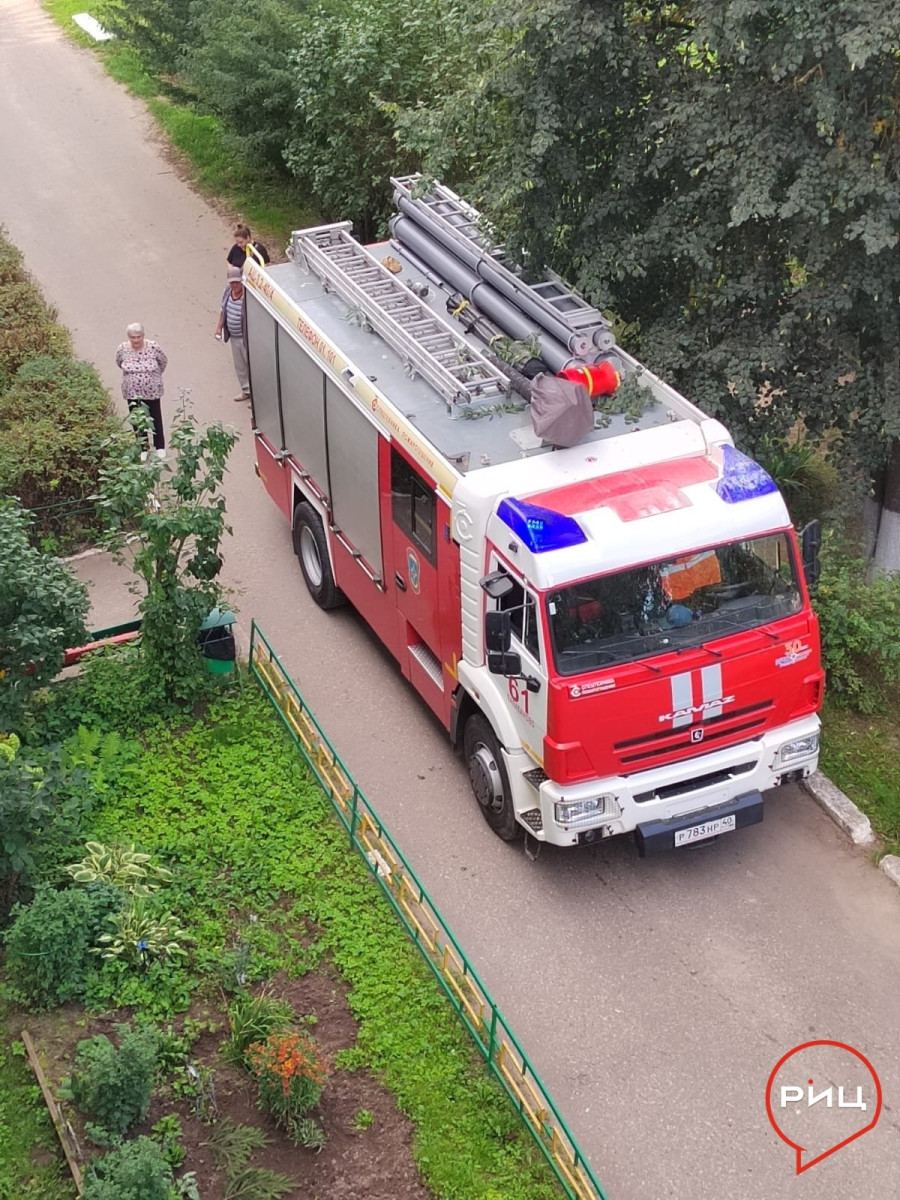 В одном из подъездов ермолинского многоквартирного дома на улице Советской, 2 произошел взрыв