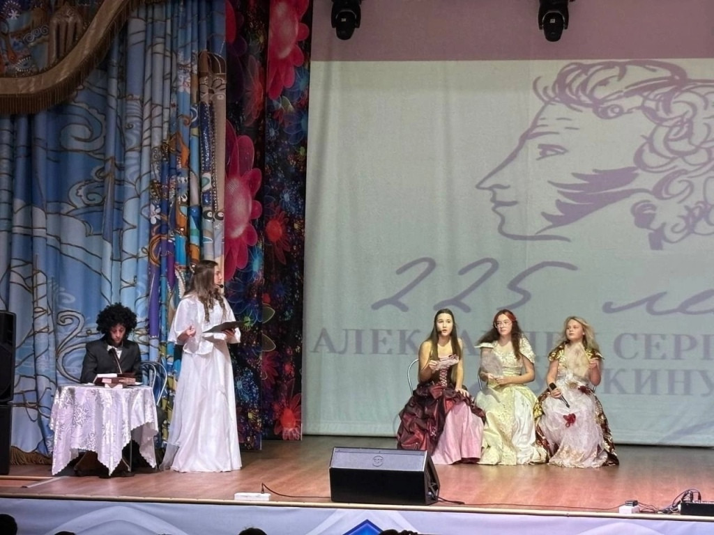 В Ворсинском Дворце культуры прошел творческий вечер «С благодарностью великому поэту Александру Пушкину»