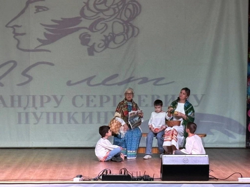 В Ворсинском Дворце культуры прошел творческий вечер «С благодарностью великому поэту Александру Пушкину»
