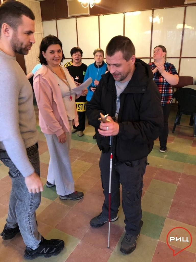 В Русинове состоялся итоговый новогодний турнир по настольному теннису среди незрячих