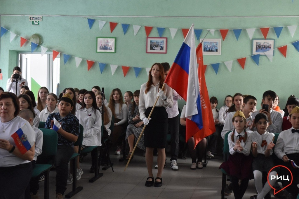 В балабановской третьей школе дали старт Году защитника Отечества