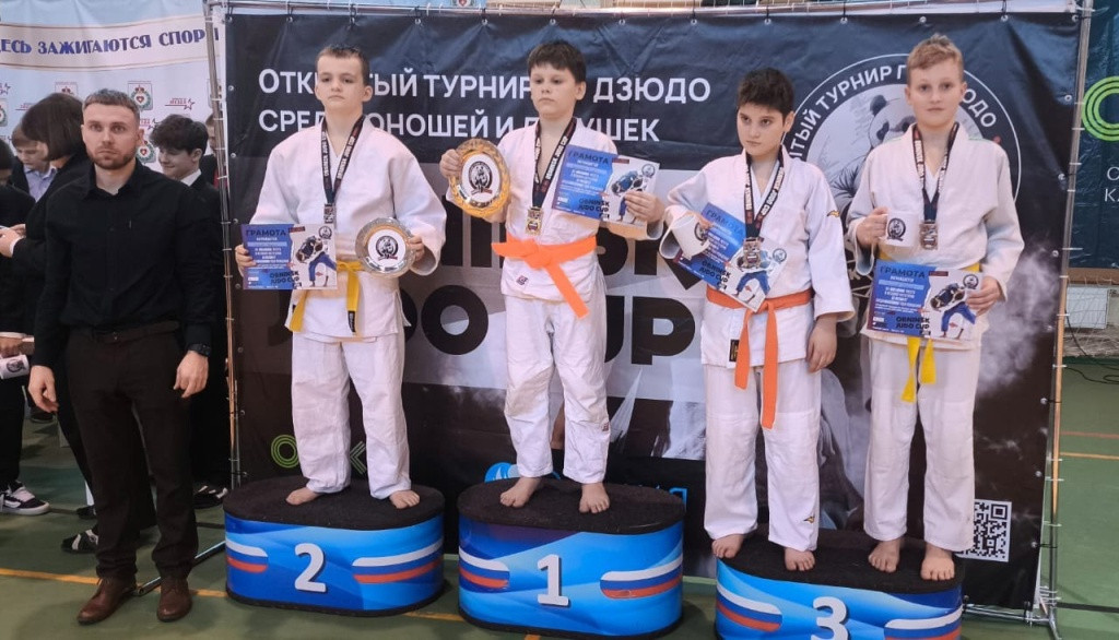 Померились силушкой богатырской