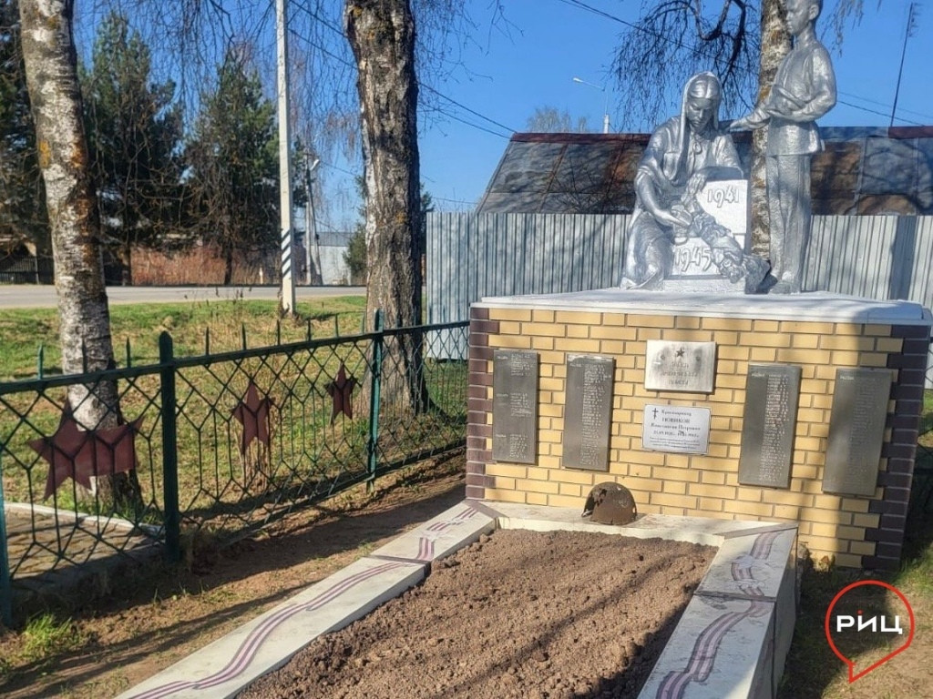 С песней в сердце и заботой о памяти
