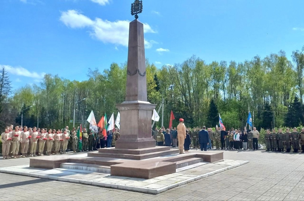 Поисковый отряд «Звезда» из Боровского района принял участие в старте Всероссийской «Вахты памяти – 2025»