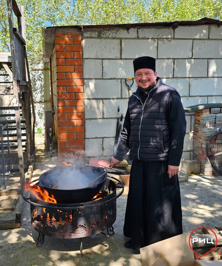 В церкви Рождества Пресвятой Богородицы, что в Тимашове, появился вишневый сад