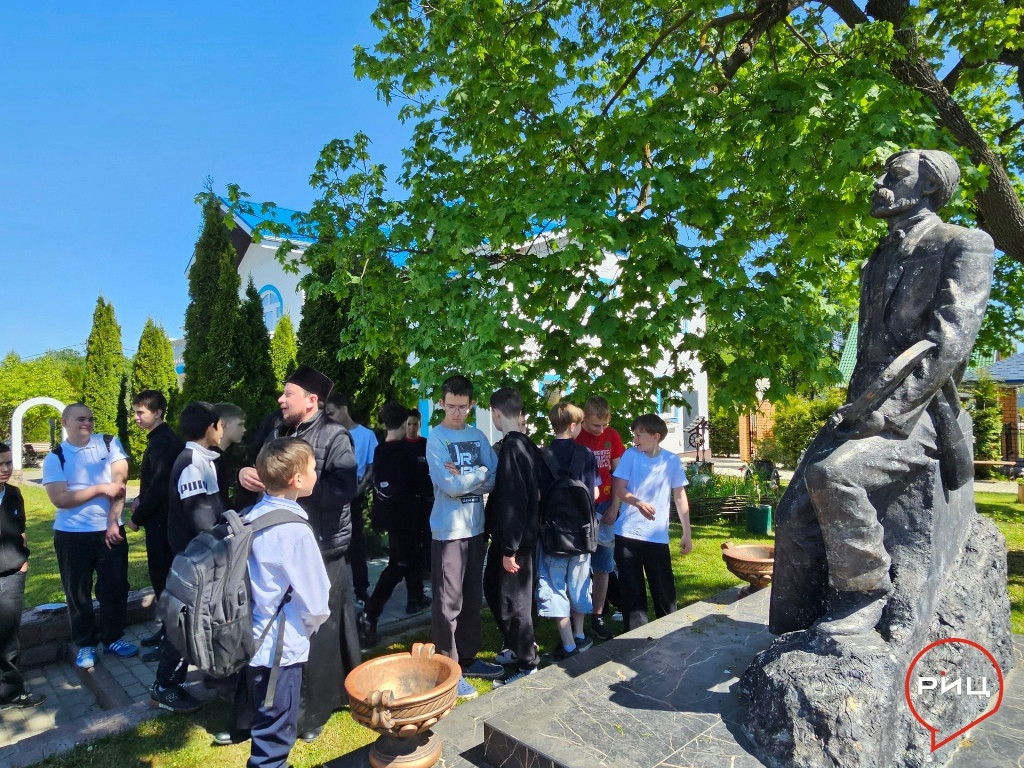 В церкви Рождества Пресвятой Богородицы, что в Тимашове, появился вишневый сад