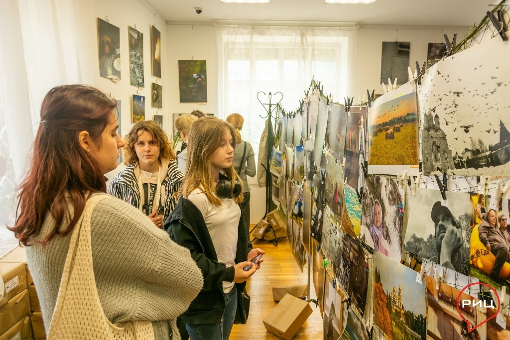 В культурном центре имени Жукова собрались фотографы из Балашихи, Серпухова и Калуги