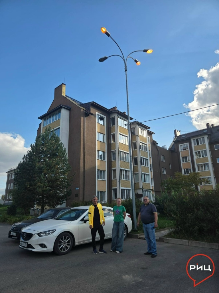 В Комлеве восстановлено уличное освещение у дома № 15 по улице Адмирала Синявина