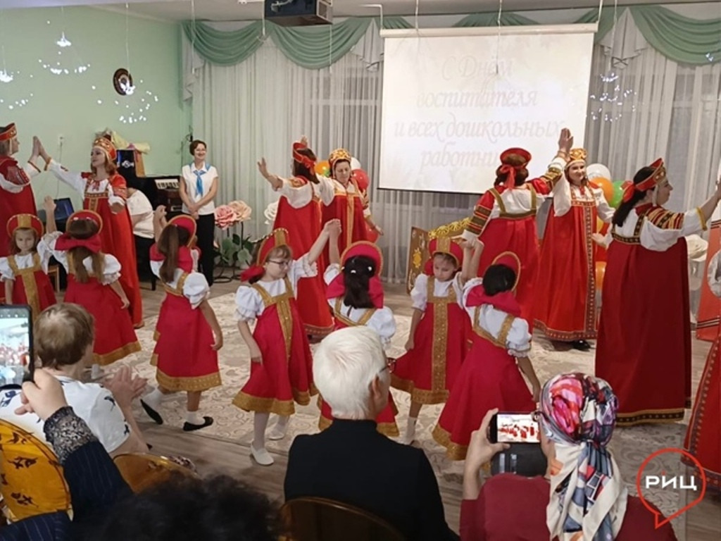 В ворсинском детском саду «Сказка» отметили приближающийся День дошкольного работника