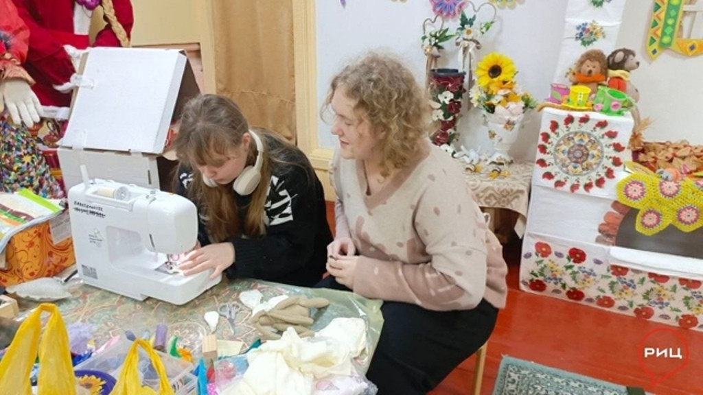 Детское творческое объединение "С иголочки" вновь открывает свои двери в боровском клубе «Огонёк» после летнего перерыва