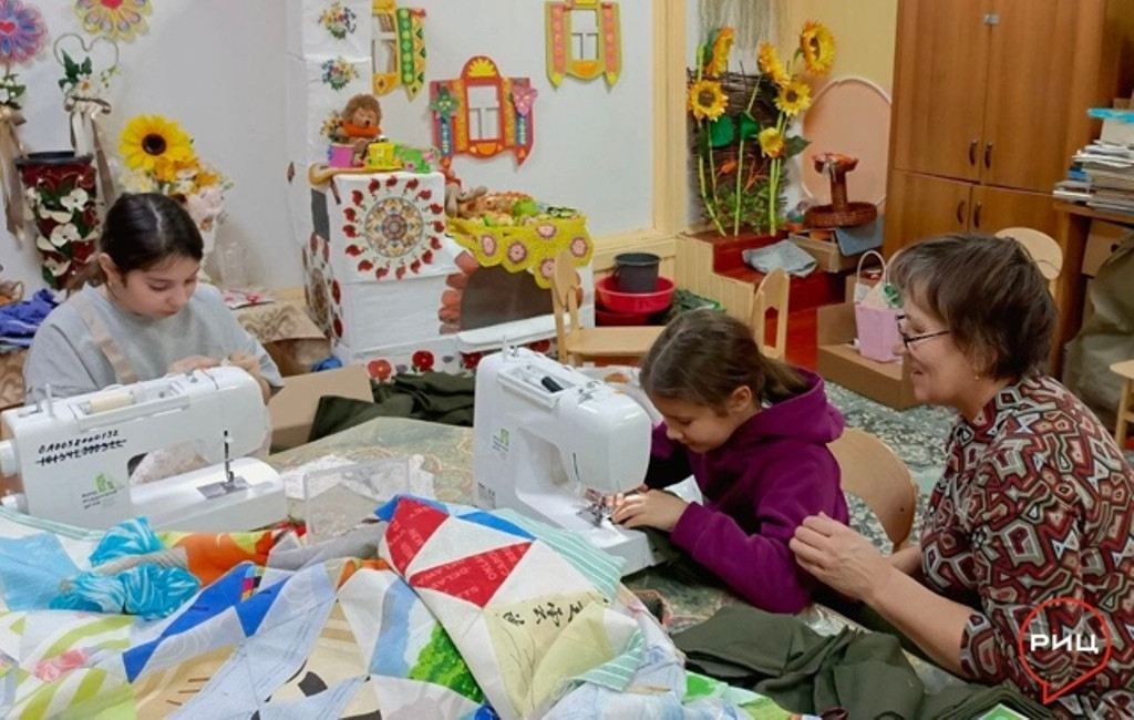 Детское творческое объединение "С иголочки" вновь открывает свои двери в боровском клубе «Огонёк» после летнего перерыва