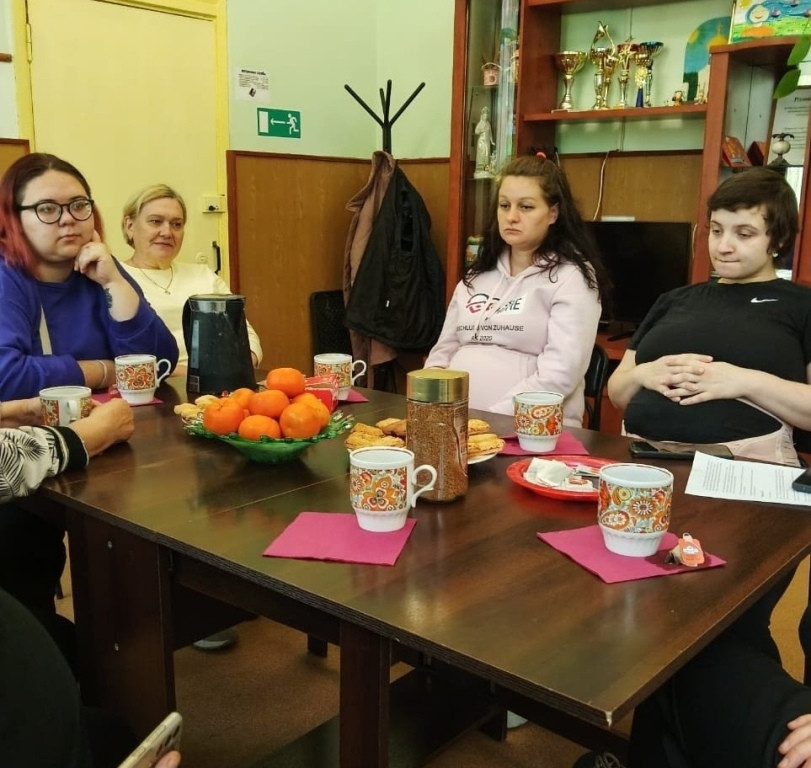 В балабановском центре «Ориентир» прошла теплая и полезная встреча с будущими мамами