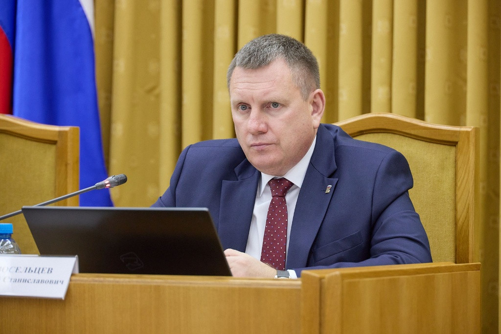 Геннадий Новосельцев: «В рамках формирования Народной программы собрано 10 тысяч наказов избирателей»