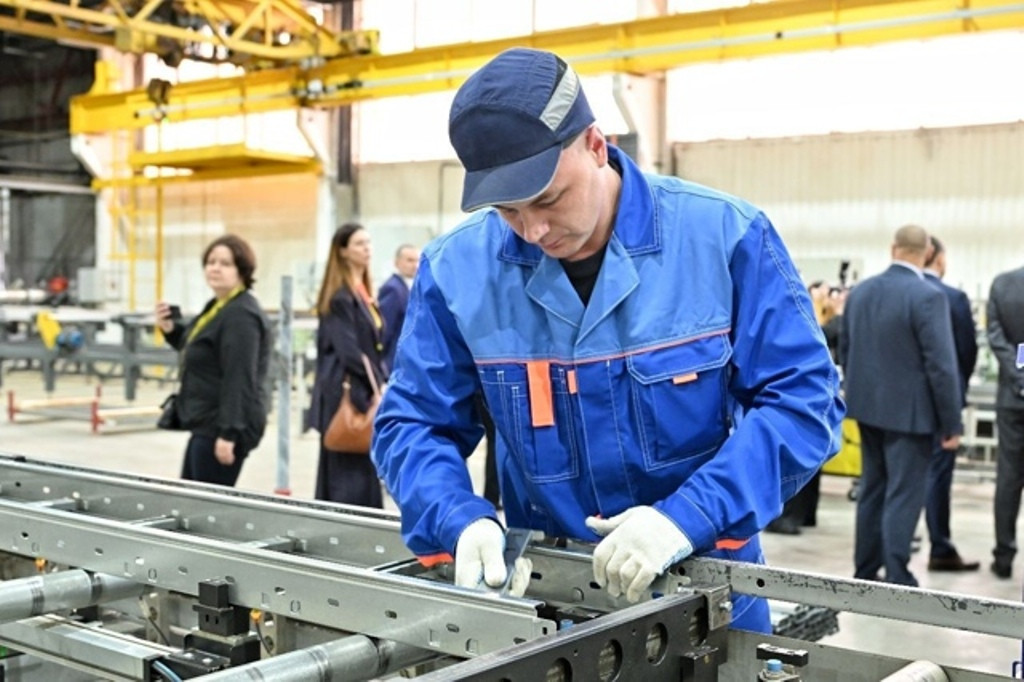 В Балабанове открыли новый завод кабеленесущих систем компании IEK GROUP