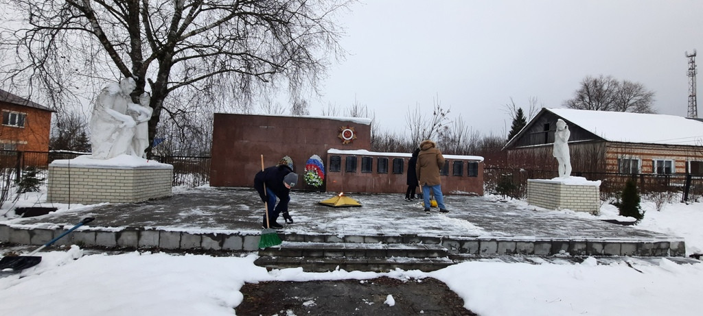 Священный долг потомков
