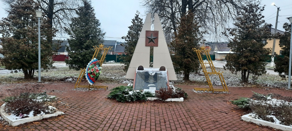 Священный долг потомков