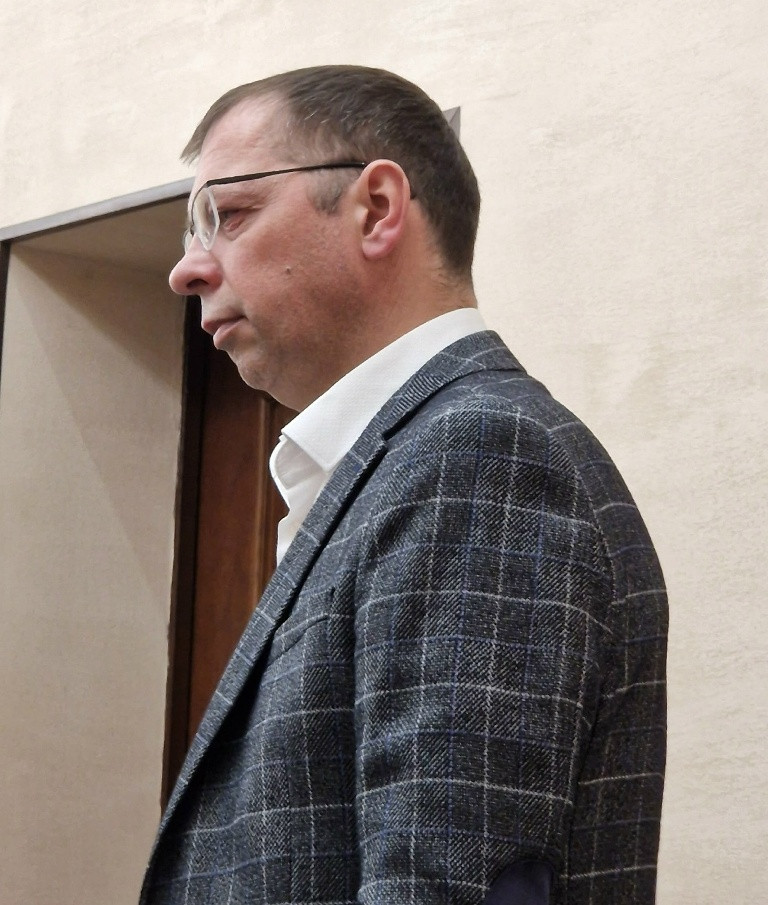 Почти пять с половиной миллиардов рублей