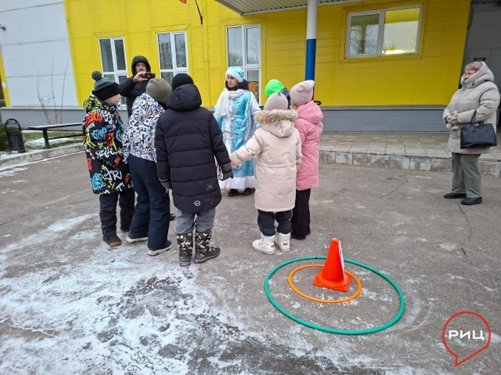 В боровской спортивной школе «Звезда» отпраздновали приближающийся Новый год