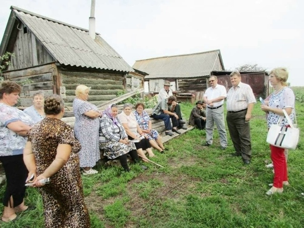 Найти старшего по каждой деревне собираются в Боровском округе