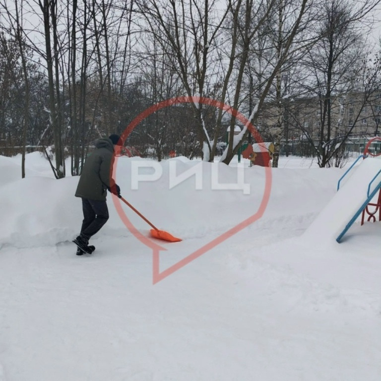 Помогли малышам
