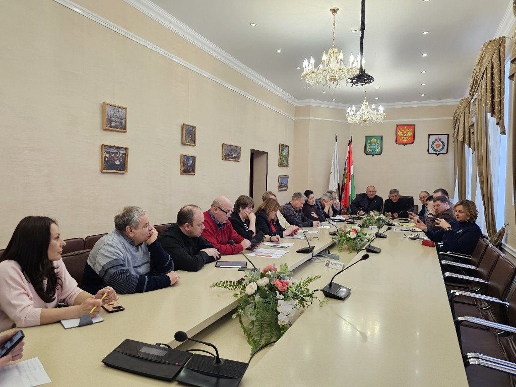 С планами на будущее