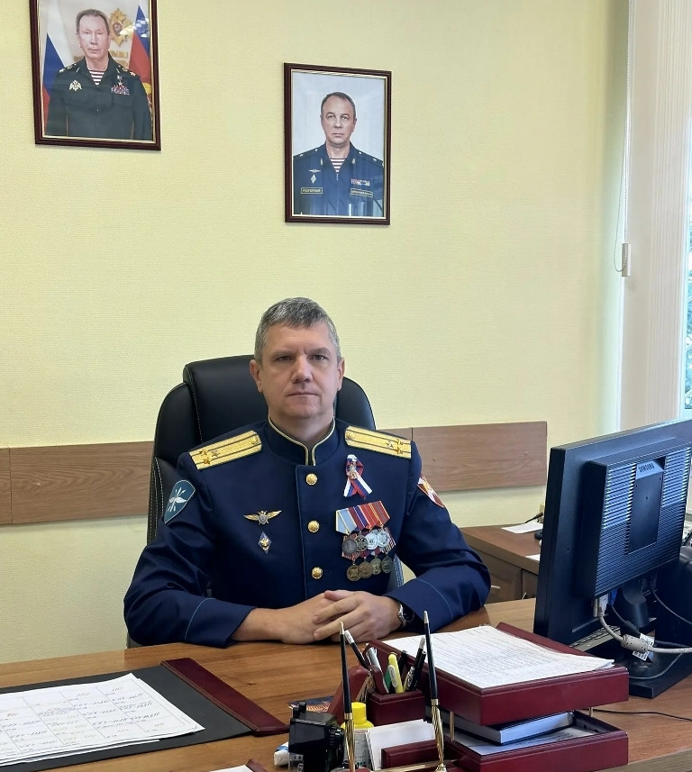 Служба на крыльях
