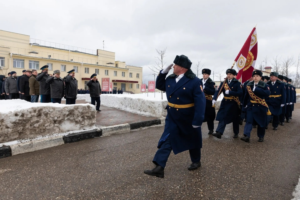 Служба на крыльях