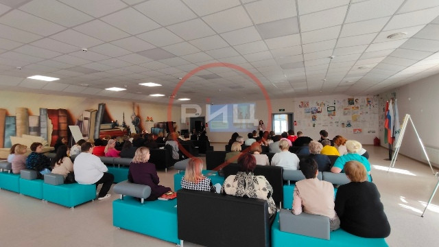 В Боровском округе состоялся форум для педагогов "Освоение новой галактики", посвященный использованию искусственного интеллекта в образовательной деятельности
