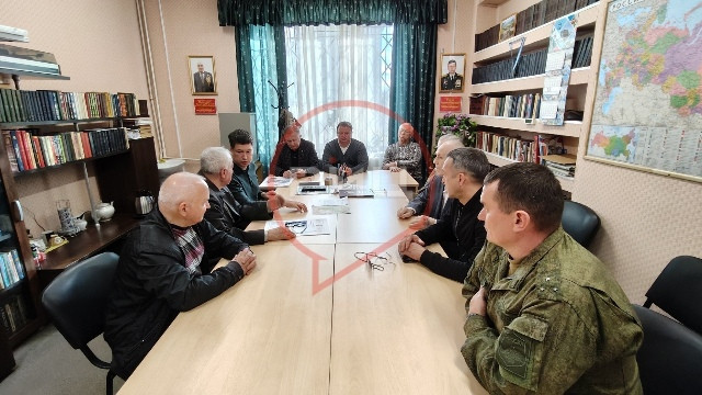 В балабановском Доме культуры «Ракетчик» состоялась встреча представителей местной власти с членами Совета ветеранов РВСН