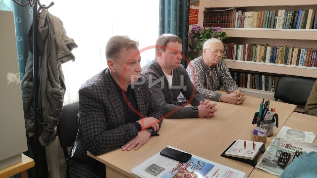 В балабановском Доме культуры «Ракетчик» состоялась встреча представителей местной власти с членами Совета ветеранов РВСН