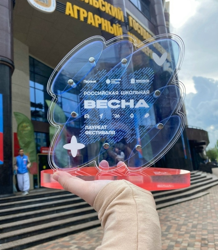 Вокалистки музыкального центра Елизаветы Тихоновой покоряют всероссийскую сцену