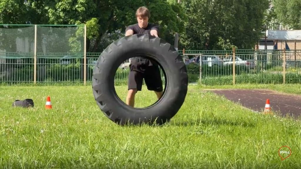 В деревне Кривское состоялся турнир по силовому экстриму