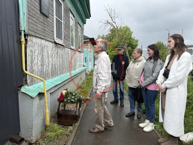 Он был отличным сыном, братом, другом и защитником Родины!