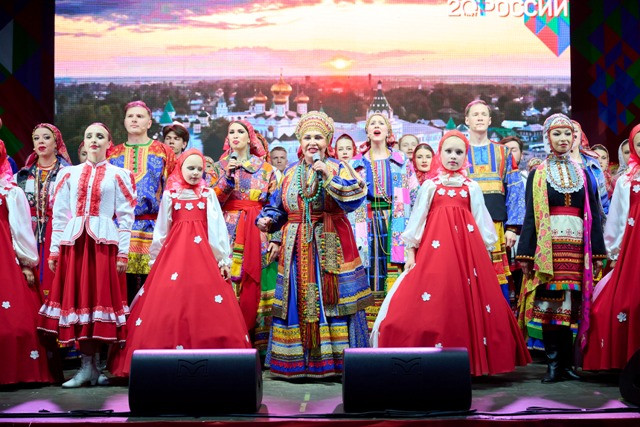 С любовью я пою про Родину мою
