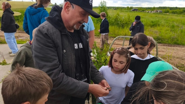 По родному краю