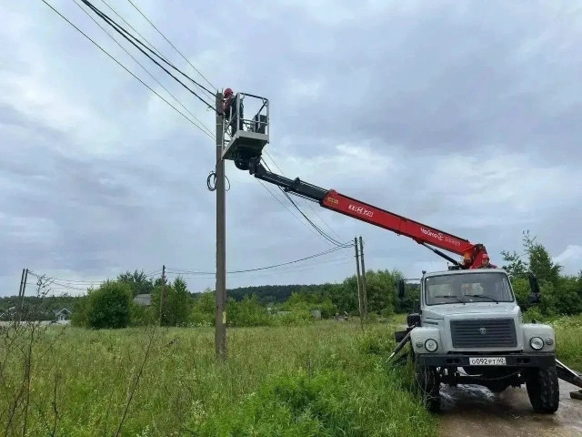 В Боровском округе устраняют последствия непогоды