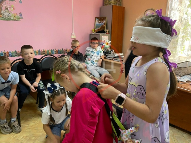 Юные ермолинцы отметили День веснушек и бантиков