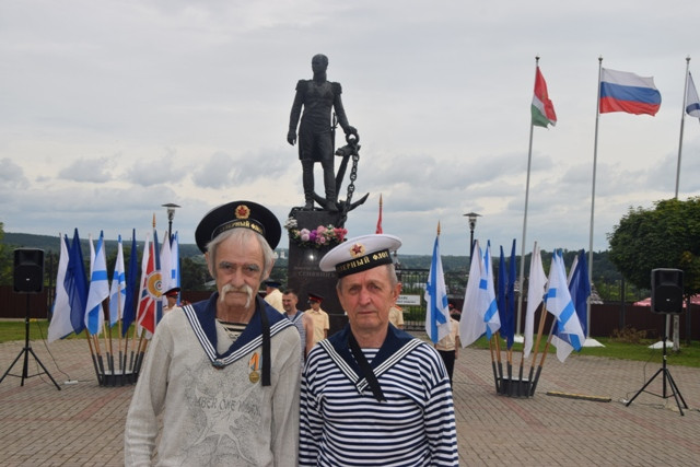 Праздник в тельняшках и бескозырках