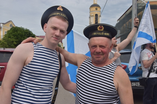 Праздник в тельняшках и бескозырках