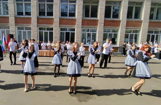 От букета к учебнику