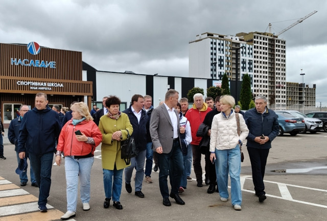 Город растет
