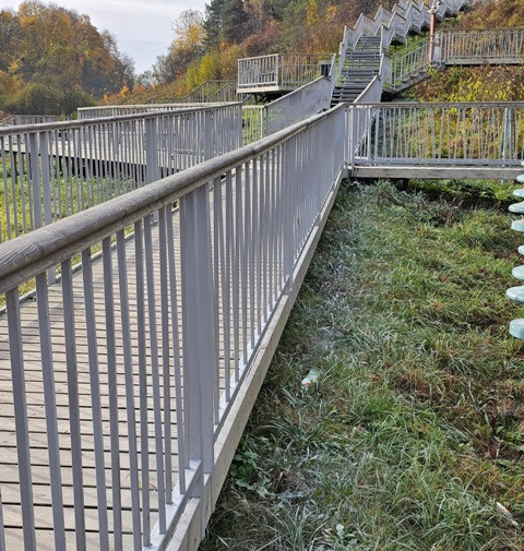 Листья желтые над городом кружатся…