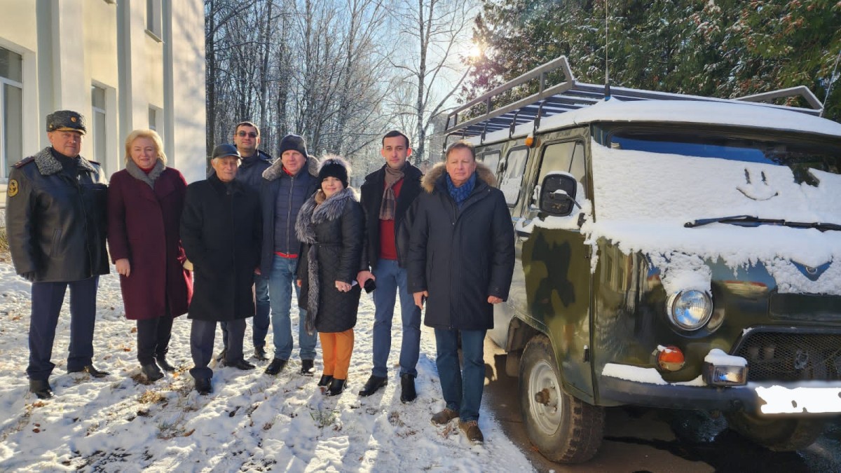 Депутаты передали в Ногинск три автомобиля марки УАЗ