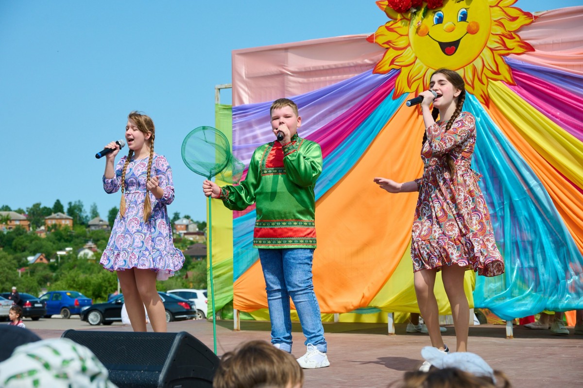 На высоковском поле в Боровске состоялись празднования Дня защиты детей