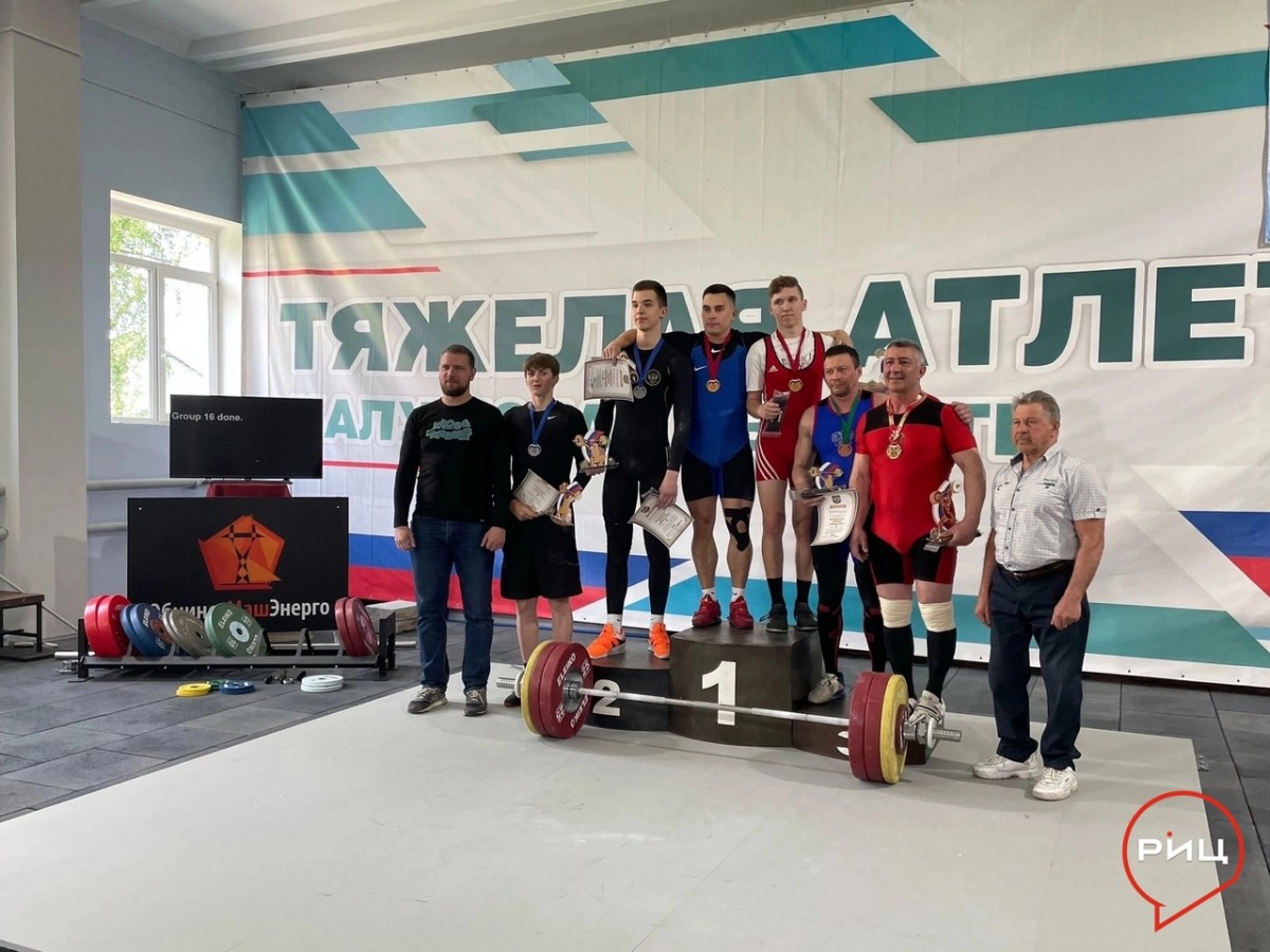В Совхозе «Боровский» состоялся одиннадцатый ежегодный турнир по тяжелой атлетике