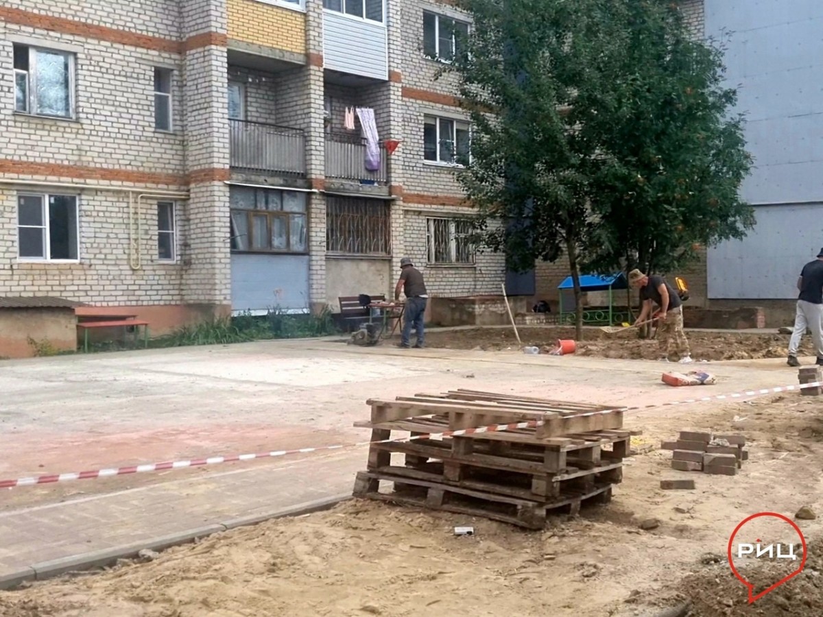 Жители дома №24 по улице Петра Шувалова в Боровске планируют создать группу территориального общественного самоуправления