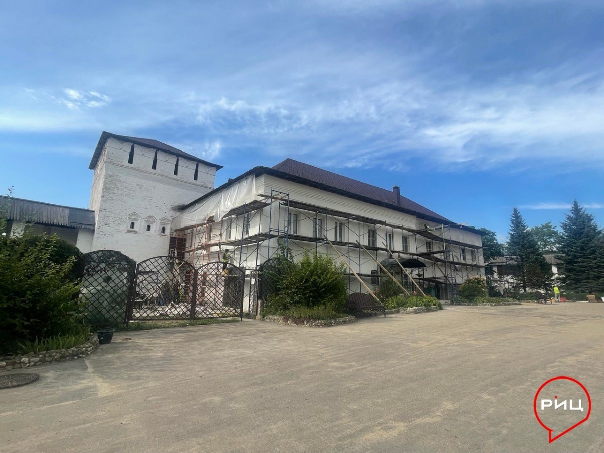 В Свято-Пафнутьевом Боровском монастыре полным ходом идут реставрационные работы
