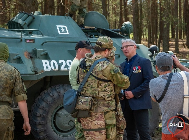 В военных полевых сборах для журналистов «Штык и перо» приняли участие сотрудники Районного информационного центра